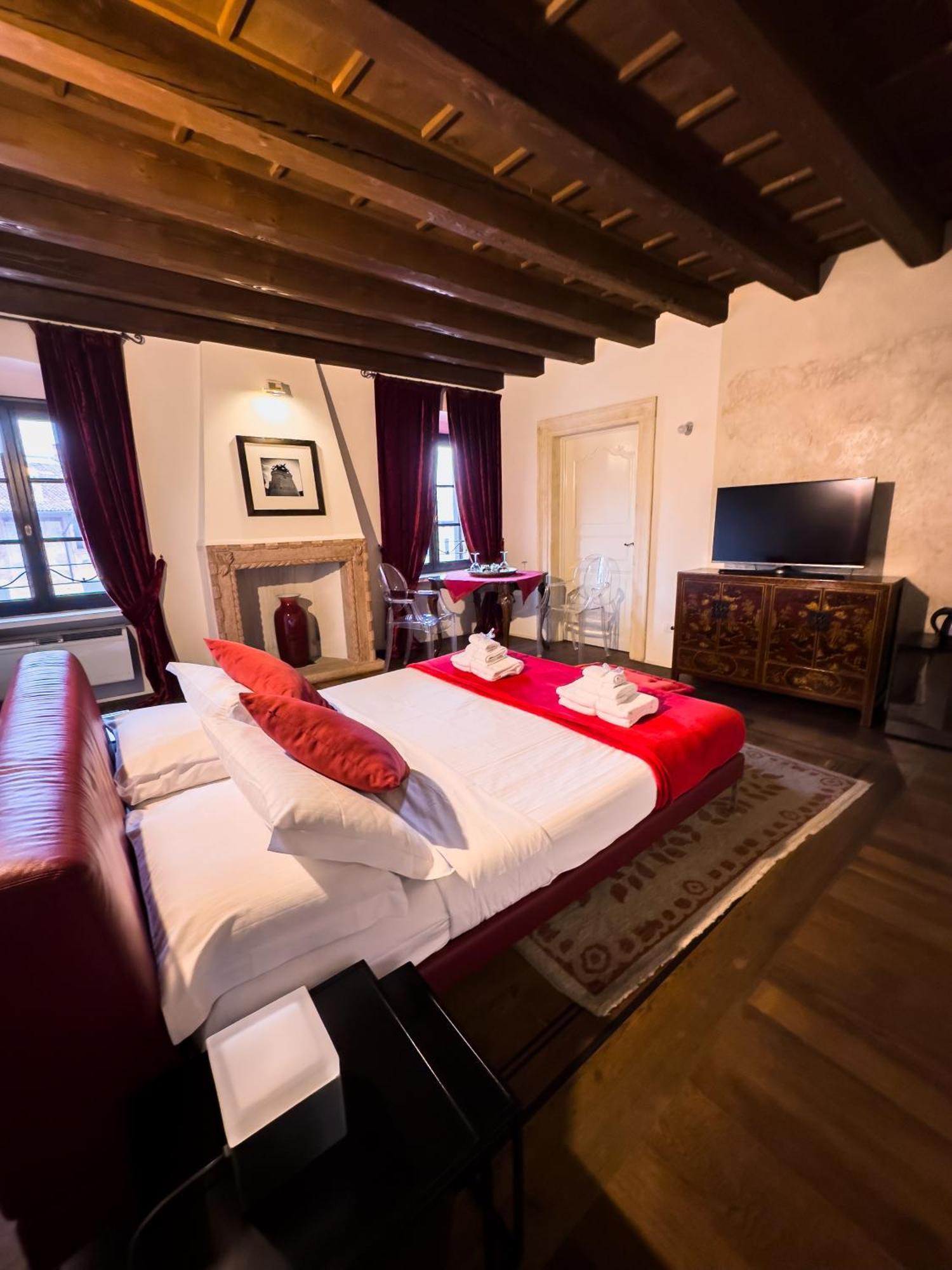 Truly Verona - Delle Erbe Suites Exterior foto