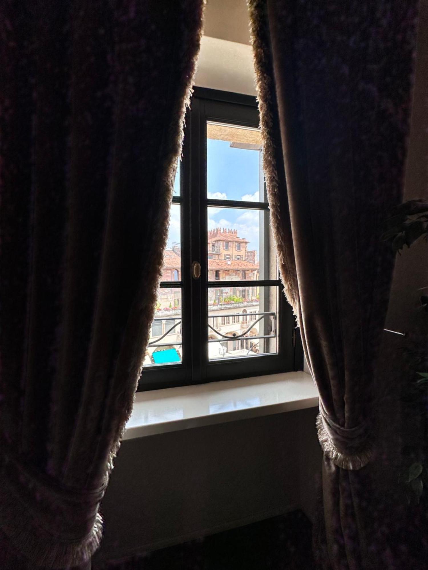 Truly Verona - Delle Erbe Suites Exterior foto