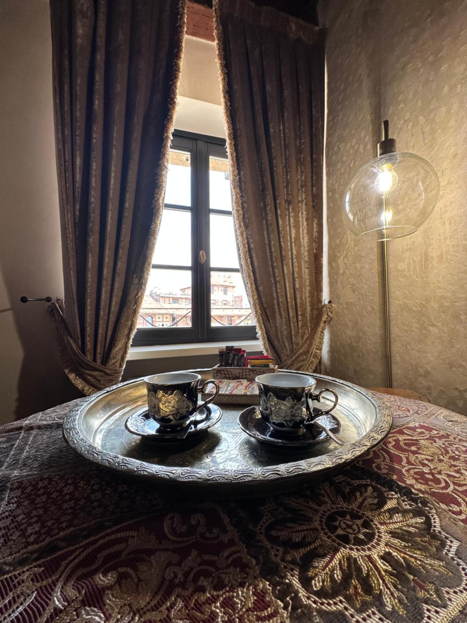 Truly Verona - Delle Erbe Suites Exterior foto