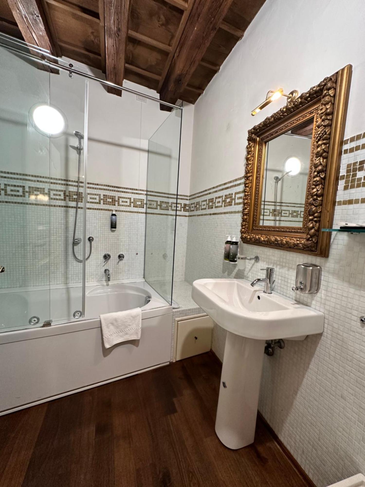 Truly Verona - Delle Erbe Suites Exterior foto