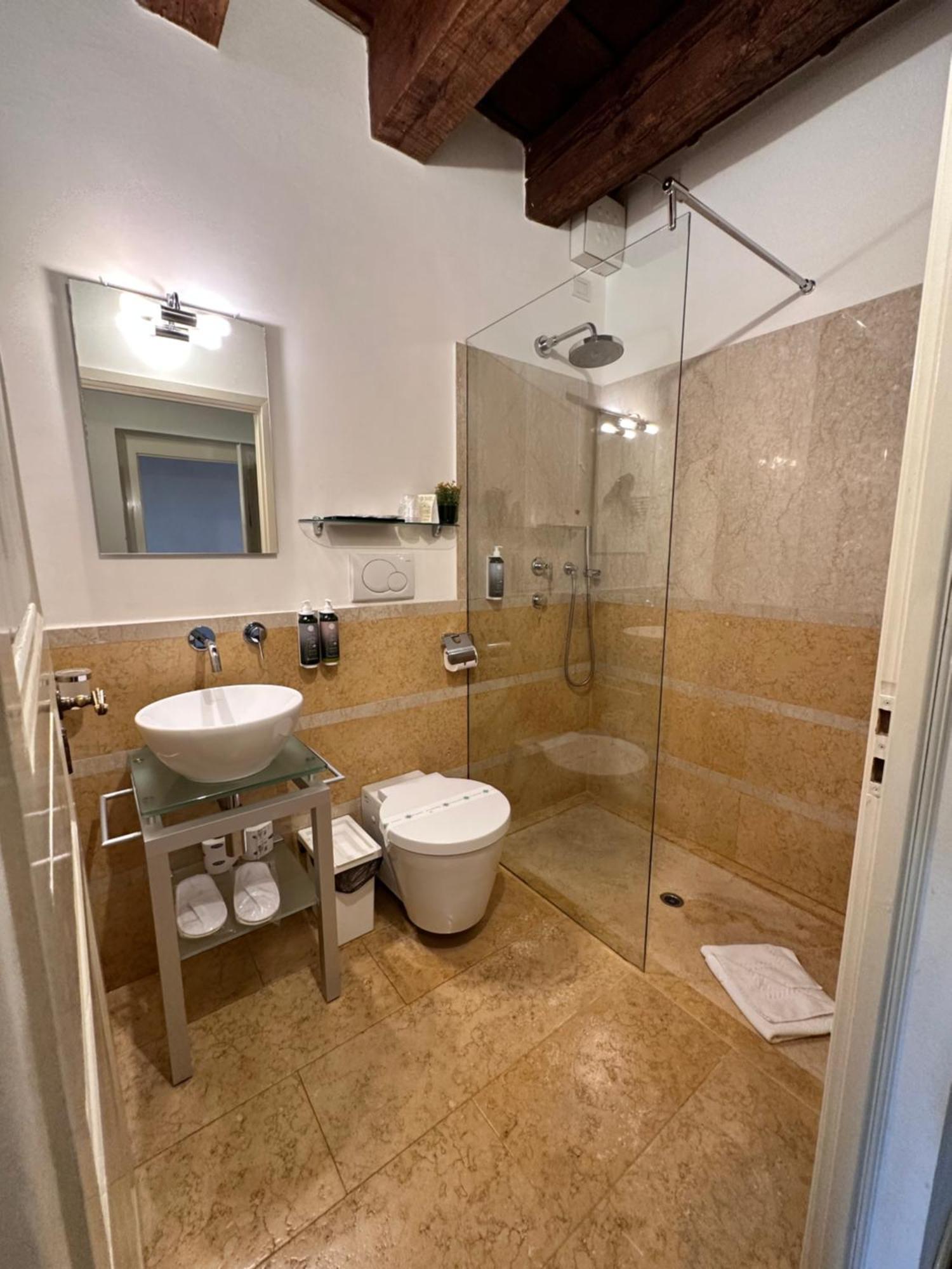 Truly Verona - Delle Erbe Suites Exterior foto